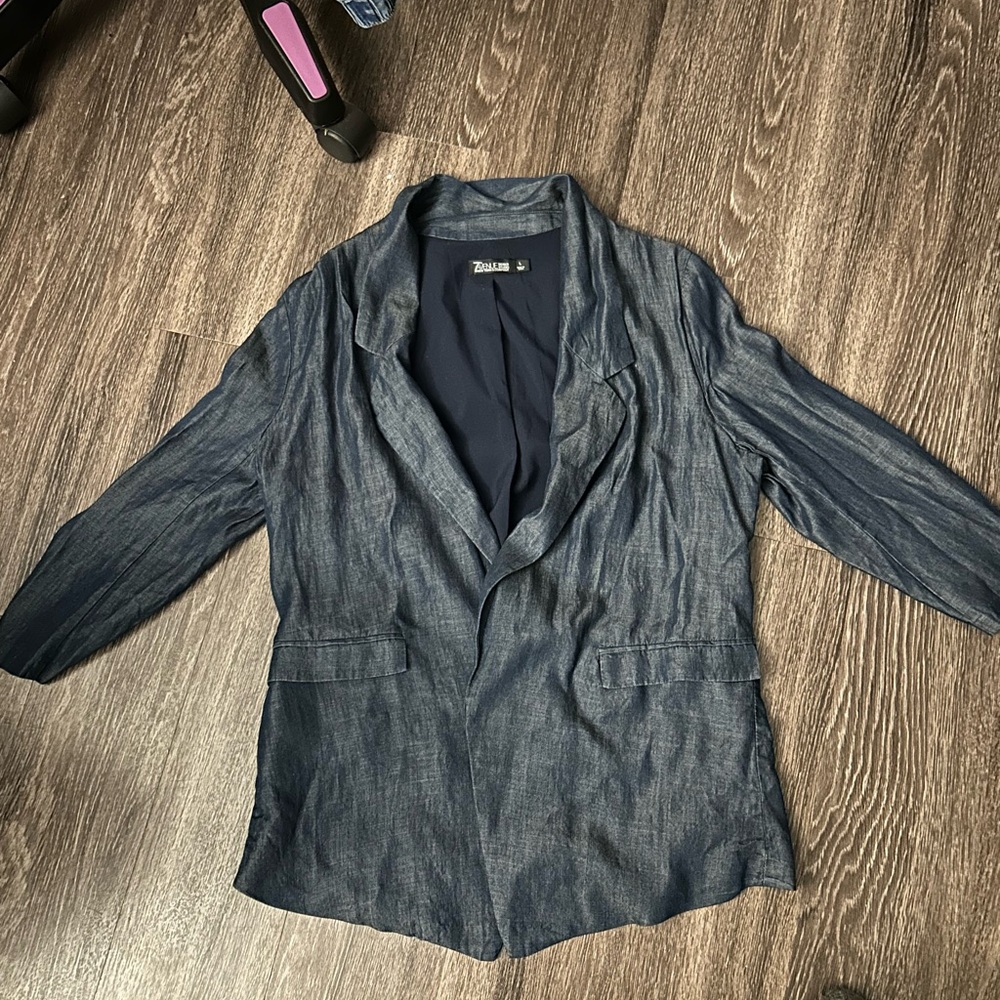 Elegant Navy Blazer for Women